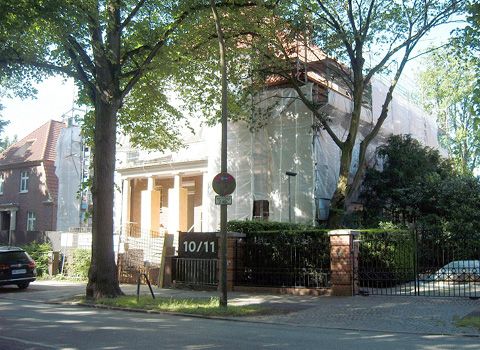 Complete restoration of an old urban villa, built 1923